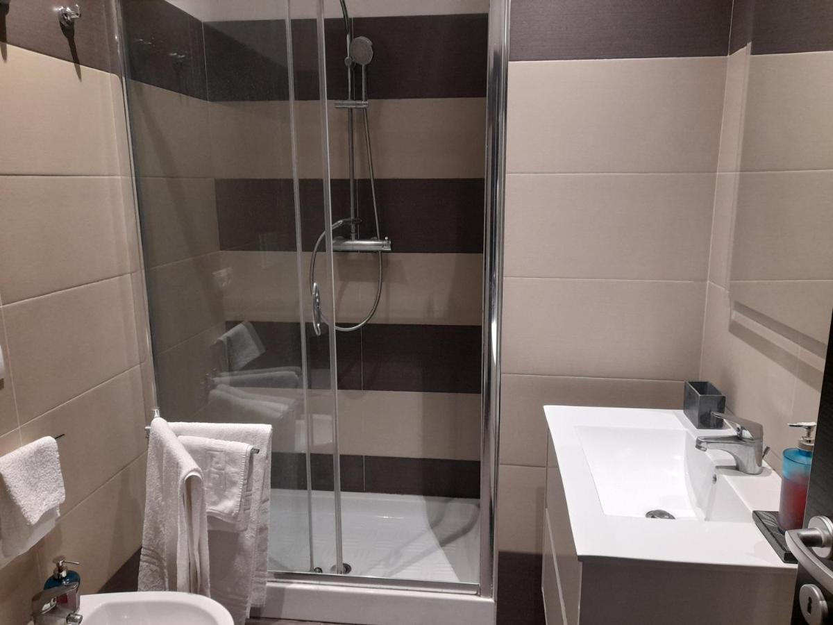 Guest House Piazza Bologna โรม ภายนอก รูปภาพ