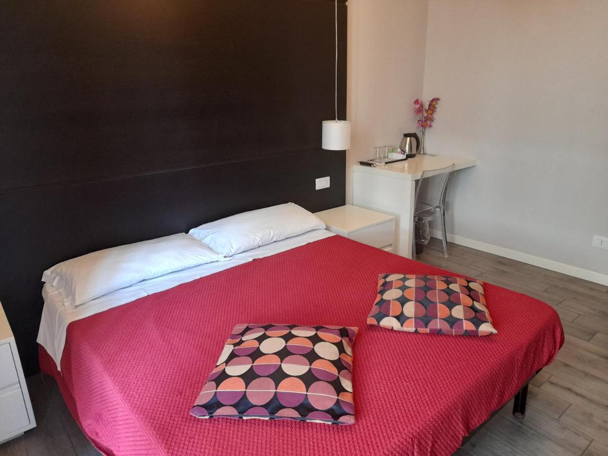 Guest House Piazza Bologna โรม ภายนอก รูปภาพ