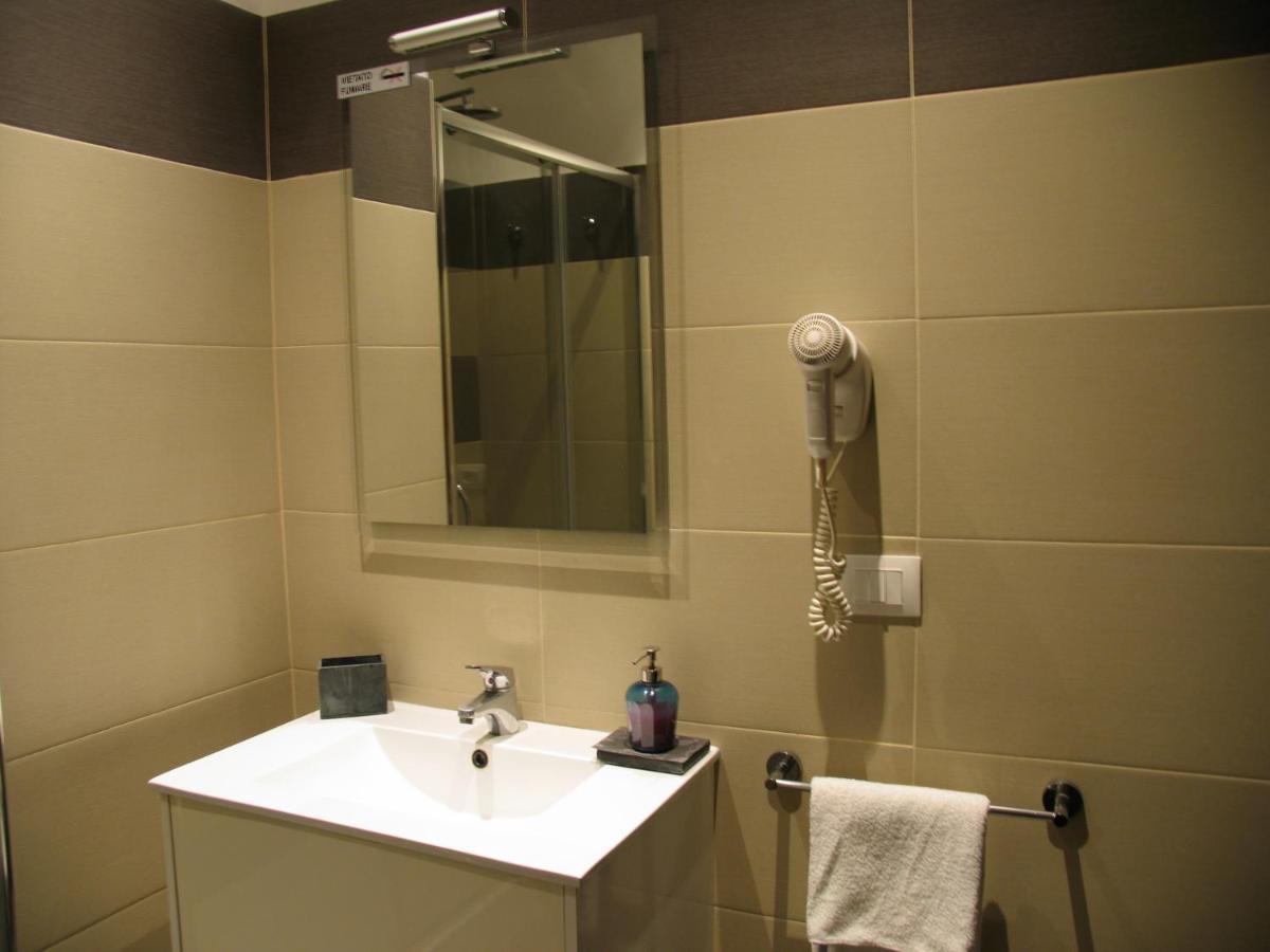Guest House Piazza Bologna โรม ภายนอก รูปภาพ